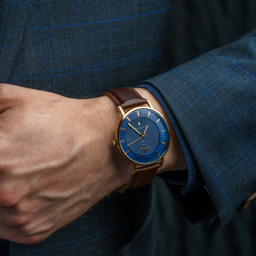 CAPTAINS HELM × ALIVE　THE BLACK WATCH Captain's Helm | Vintage Styled Watch for Men | THT Watches